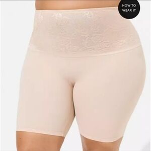 NWT Torrid Seamless High-Waist Shapewear Shorts - Cream Size 3